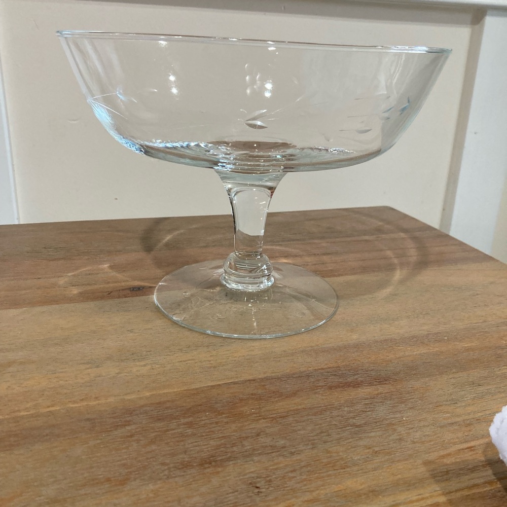 Princess House Heritage PATTERN 
Crystal Pedestal Fruit Bowl Serving Centerpiece